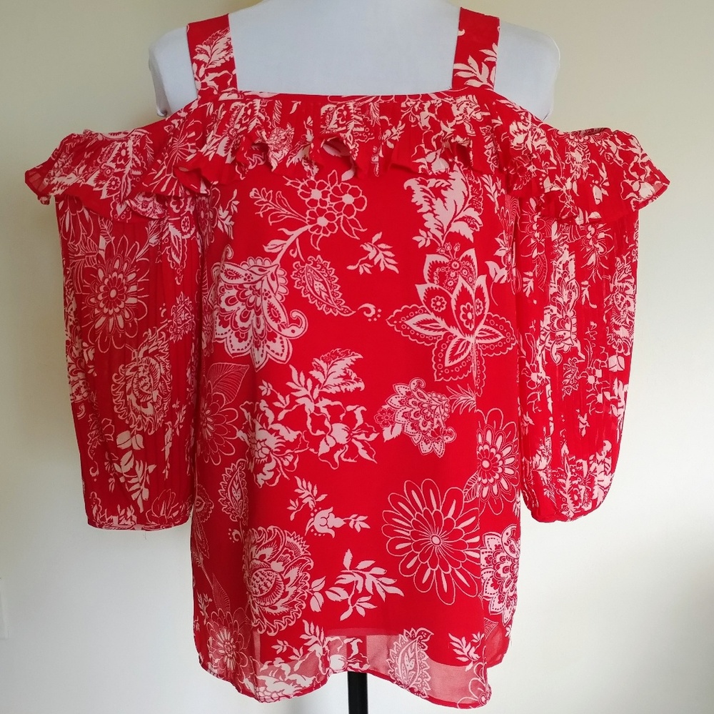 Roz & Ali Cold Shoulder Lined Floral Top